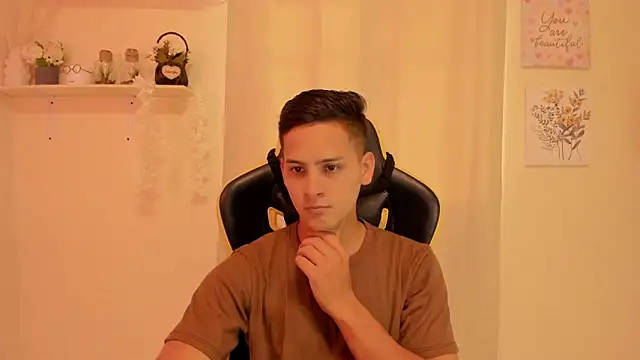 sexy andres01 online show from 03-26-26, 03:32