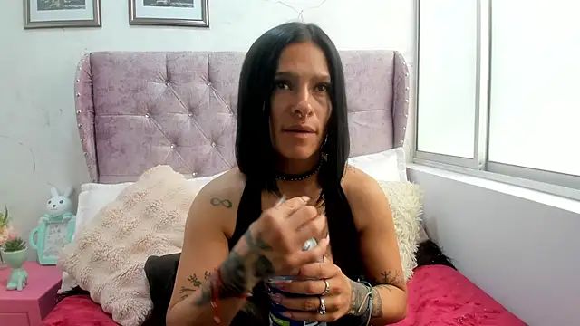 Snapshot of Amelie_Blake chatting on 05-22-26, 07:23 Amelie Blake online show from 05-22-26, 07:23