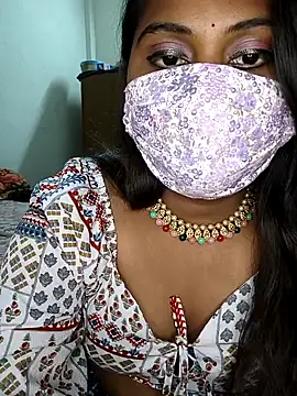 MISS MADHURIBABY online show from 05-10-26, 08:51