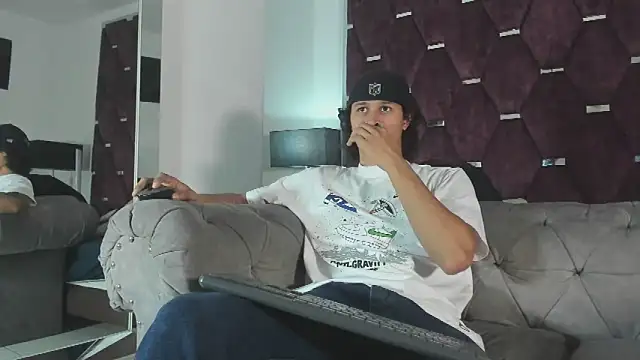 TonyBenedetti online show from 05-06-26, 08:46