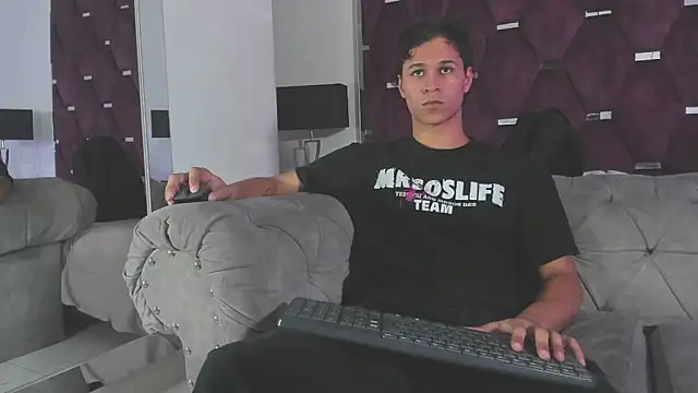 TonyBenedetti online show from 06-19-26, 08:36