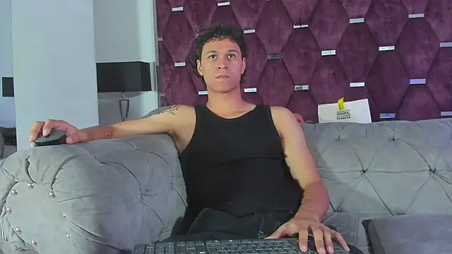 TonyBenedetti online show from 06-18-26, 08:47