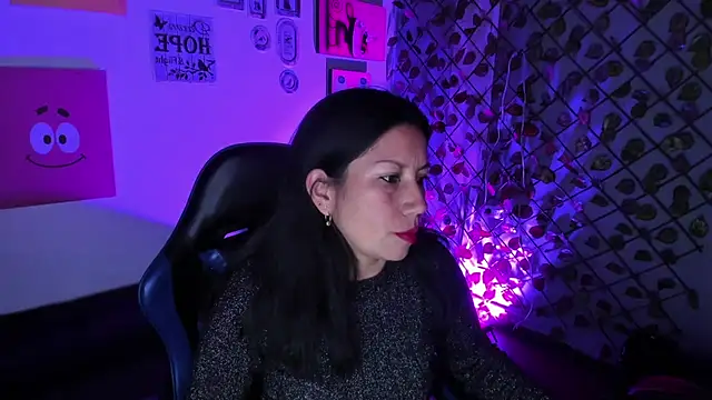 Megan Collinss1 online show from 03-19-26, 02:17