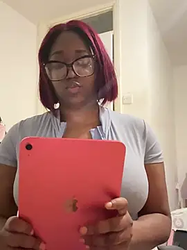 sweetzberri2 online show from 02-28-26, 07:24