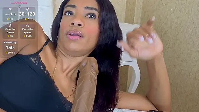 Snapshot of Sammantha_hotx chatting on 06-18-26, 01:04 Sammantha hotx online show from 06-18-26, 01:04