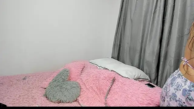 julietabigboobs online show from 03-12-26, 03:23