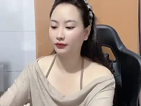 Sunny2868 online show from 04-04-26, 02:18