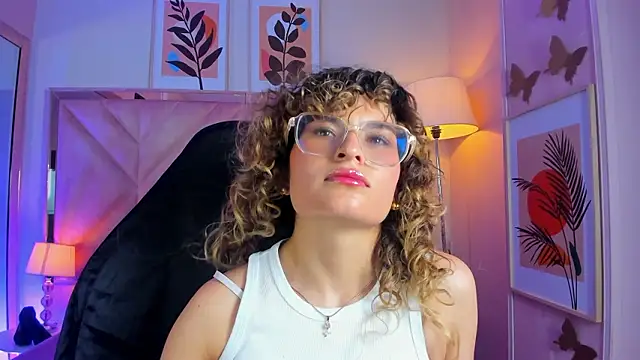 emilyjonesss  online show from 03-24-26, 09:15