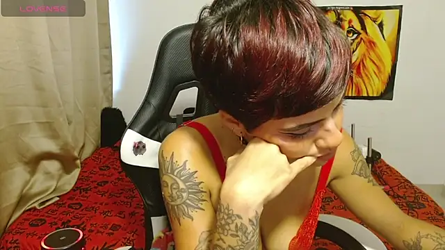 Divinejewel69 online show from 03-28-26, 07:59