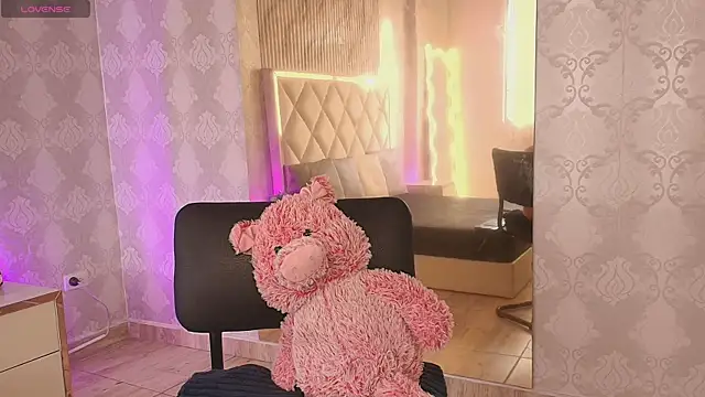 Cloee tay1 online show from 04-18-26, 11:34