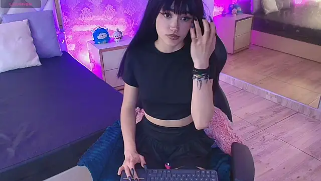 Snapshot of Cloee_tay1 chatting on 04-16-26, 12:28 Cloee tay1 online show from 04-16-26, 12:28