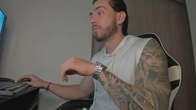 Axel  Blaze online show from 05-07-26, 12:41