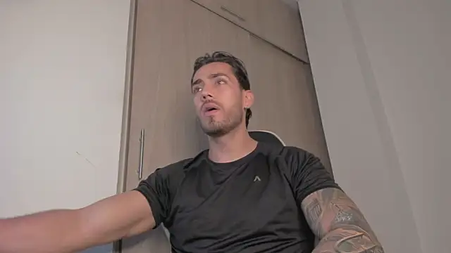 Axel  Blaze online show from 03-12-26, 12:20