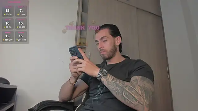 Axel  Blaze online show from 05-08-26, 01:26