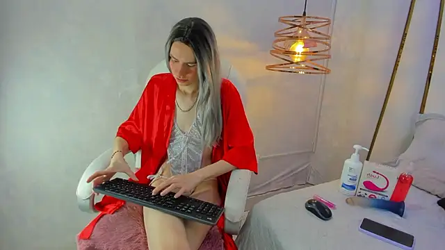 kamilla rossi online show from 02-25-26, 07:58