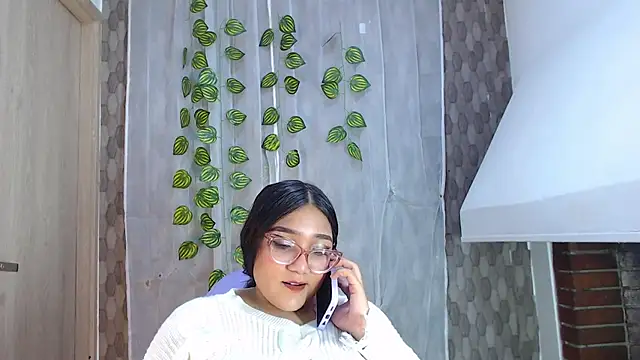 anyela donecm online show from 05-01-26, 07:30