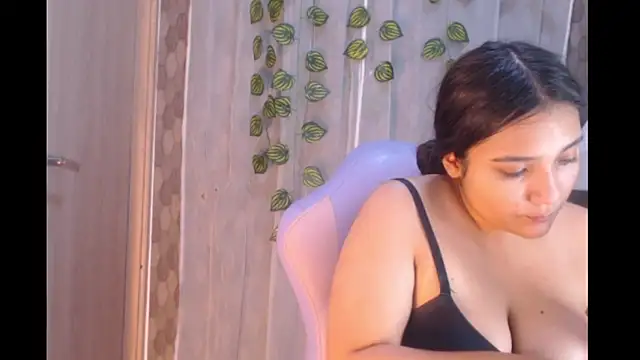 anyela donecm online show from 05-07-26, 07:28