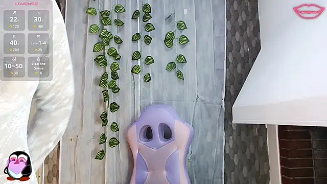 anyela donecm online show from 04-17-26, 07:38