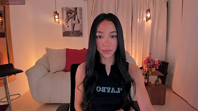 IsabellaLux  online show from 04-18-26, 03:58