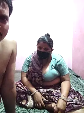 gujjuhotcouple online show from 04-08-26, 08:43