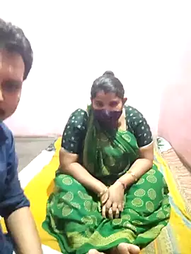 Snapshot of gujjuhotcouple chatting on 02-28-26, 05:12 gujjuhotcouple online show from 02-28-26, 05:12