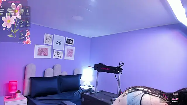 dahiana boobs online show from 07-16-26, 03:25
