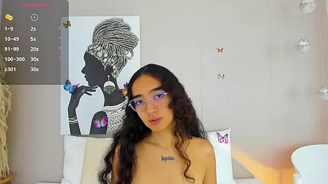 ElizabethBelle online show from 04-17-26, 07:38