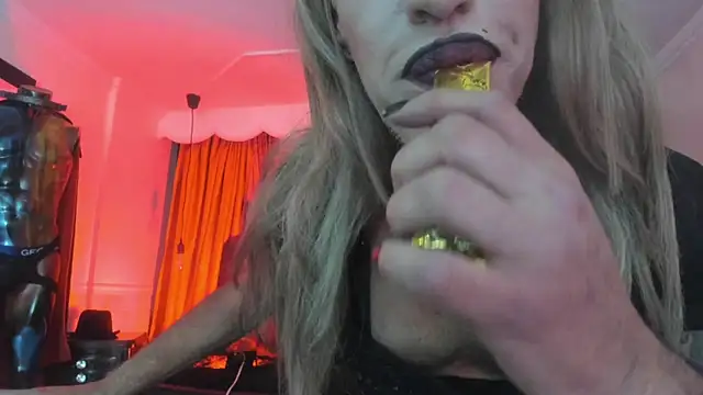 Lilith madame satan online show from 07-01-26, 01:06