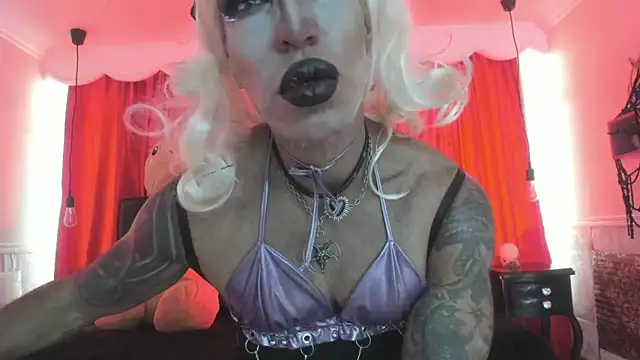 Lilith madame satan online show from 06-09-26, 05:14