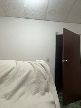 paula p07 online show from 05-11-26, 10:05