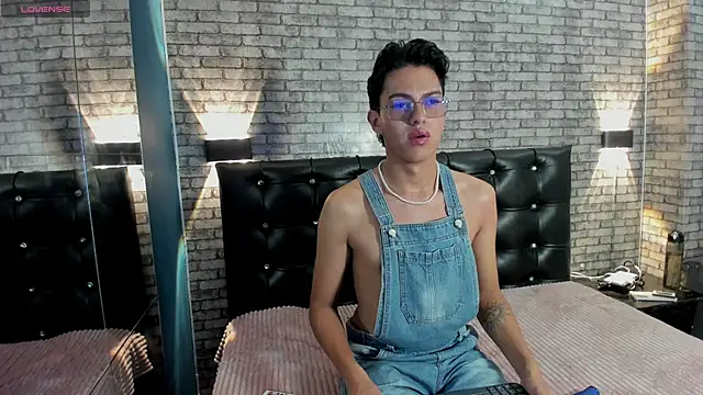 Lian Prince online show from 03-03-26, 07:54