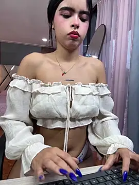 kitty rousse01 online show from 05-05-26, 11:24