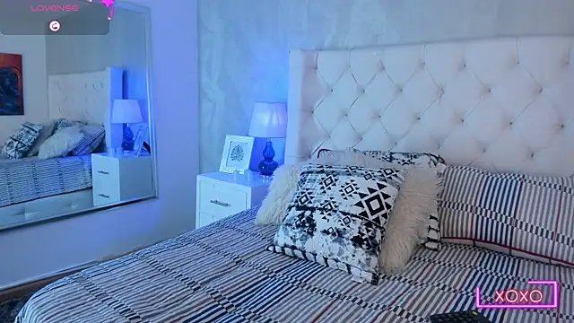 Ivi jones  online show from 04-05-26, 08:15