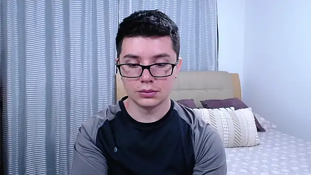 BlackFoXXX69 online show from 05-12-26, 09:43