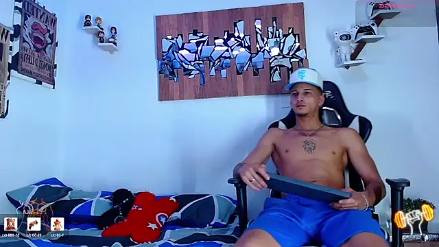 AdamsDvi online show from 03-13-26, 01:16