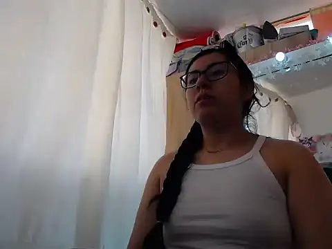 Marian ballesteros online show from 04-27-26, 01:20