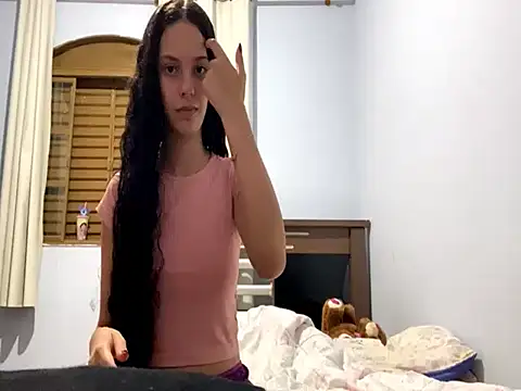 Snapshot of IvyDesirer chatting on 02-25-26, 02:45 IvyDesirer online show from 02-25-26, 02:45