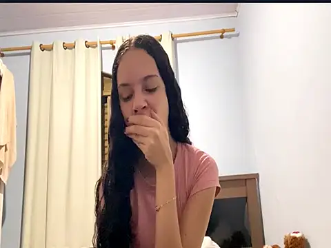 Snapshot of IvyDesirer chatting on 02-28-26, 02:22 IvyDesirer online show from 02-28-26, 02:22