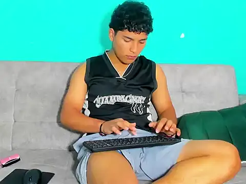 Snapshot of Brandon_Wesly chatting on 02-28-26, 03:00 Brandon Wesly online show from 02-28-26, 03:00