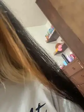 Sara 92 online show from 03-24-26, 09:37