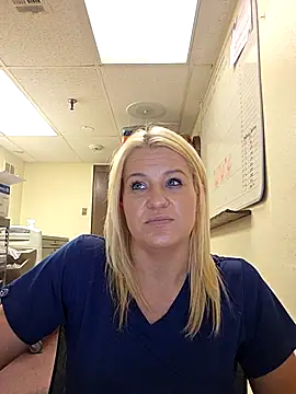 LadyB07 online show from 04-23-26, 04:08