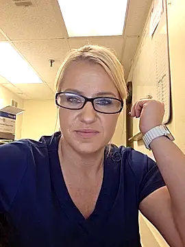 LadyB07 online show from 05-07-26, 04:10