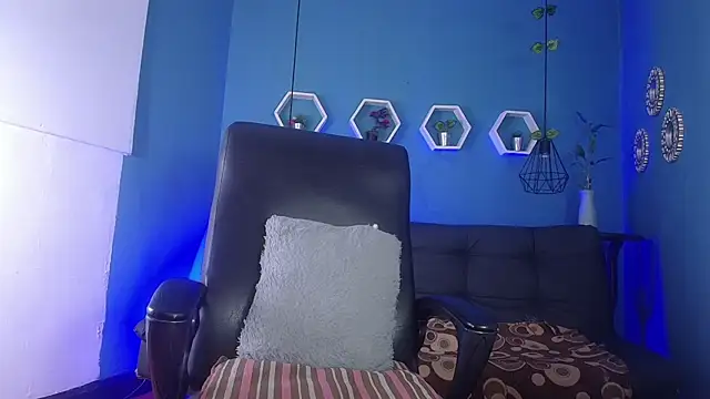 Assly Love online show from 02-26-26, 09:31