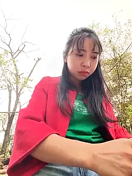 Snapshot of eanna88 chatting on 03-19-26, 02:00 eanna88 online show from 03-19-26, 02:00