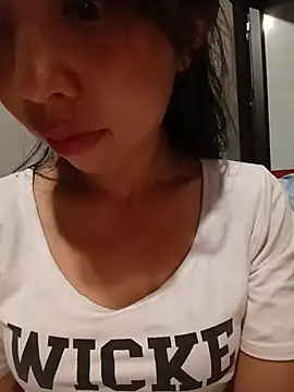 Snapshot of eanna88 chatting on 07-10-26, 01:00 eanna88 online show from 07-10-26, 01:00