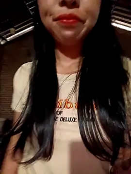 Snapshot of eanna88 chatting on 04-05-26, 04:52 eanna88 online show from 04-05-26, 04:52