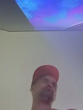 Snapshot of Viciouzz1 chatting on 06-18-26, 10:15 Viciouzz1 online show from 06-18-26, 10:15