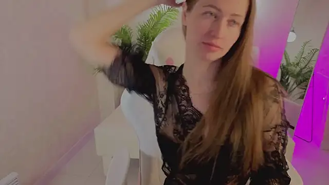 Snapshot of Bella_McKenzie chatting on 03-02-26, 01:39 Bella McKenzie online show from 03-02-26, 01:39