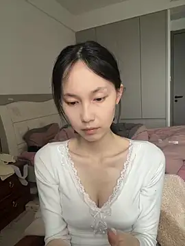 Snapshot of DD-5200 chatting on 02-26-26, 05:29 DD-5200 online show from 02-26-26, 05:29