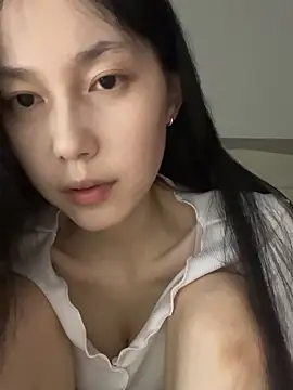 Snapshot of DD-5200 chatting on 02-25-26, 01:11 DD-5200 online show from 02-25-26, 01:11